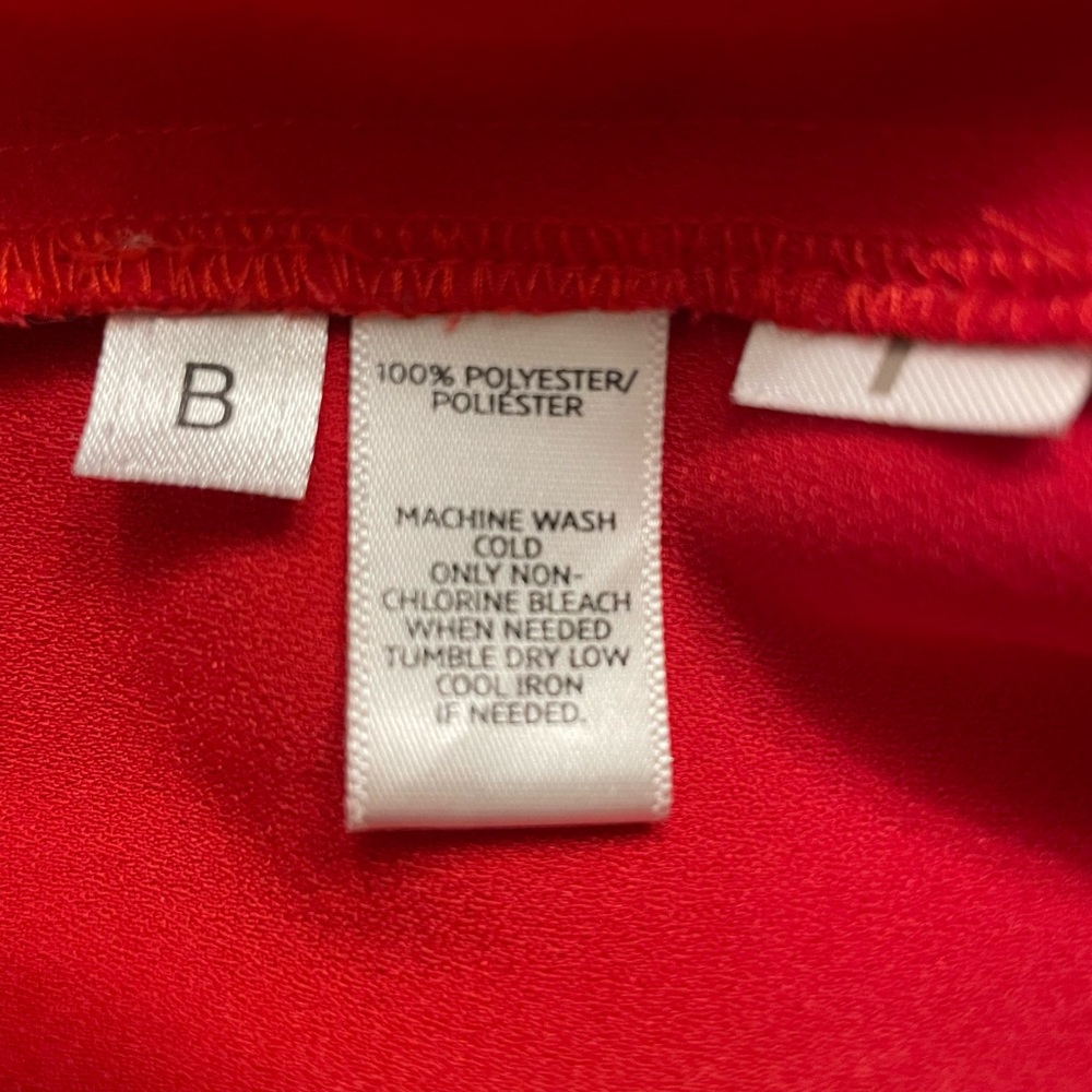 Loft short sleeve top. Color red, size small. - Picture 5 of 5